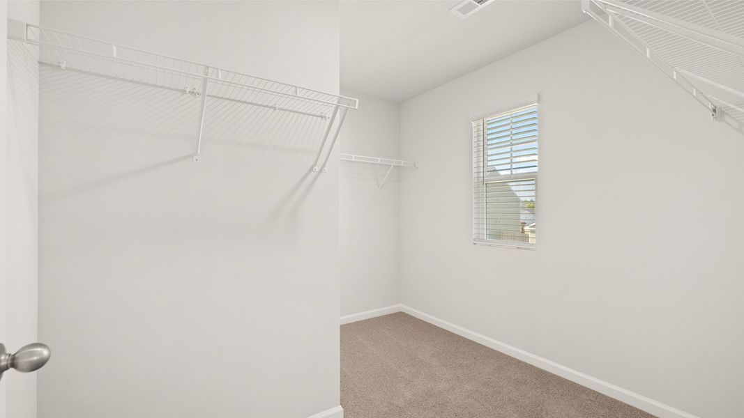 Spacious, unfurnished interior of a new home in Highland Hills, Graniteville (Image 26).