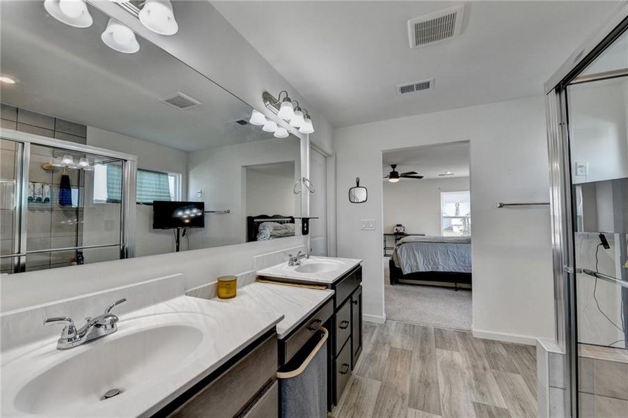 Furnished interior view inside a new home in Sweetbay Farm, Lawrenceville (Image 45).
