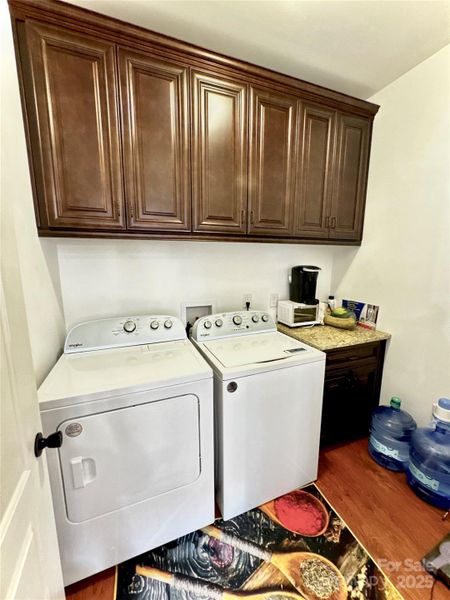 Furnished interior view inside a new home in , Kings Mountain (Image 13).