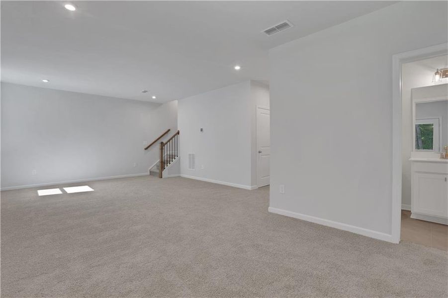Spacious, unfurnished interior of a new home in Easton Walk, Lawrenceville (Image 41).