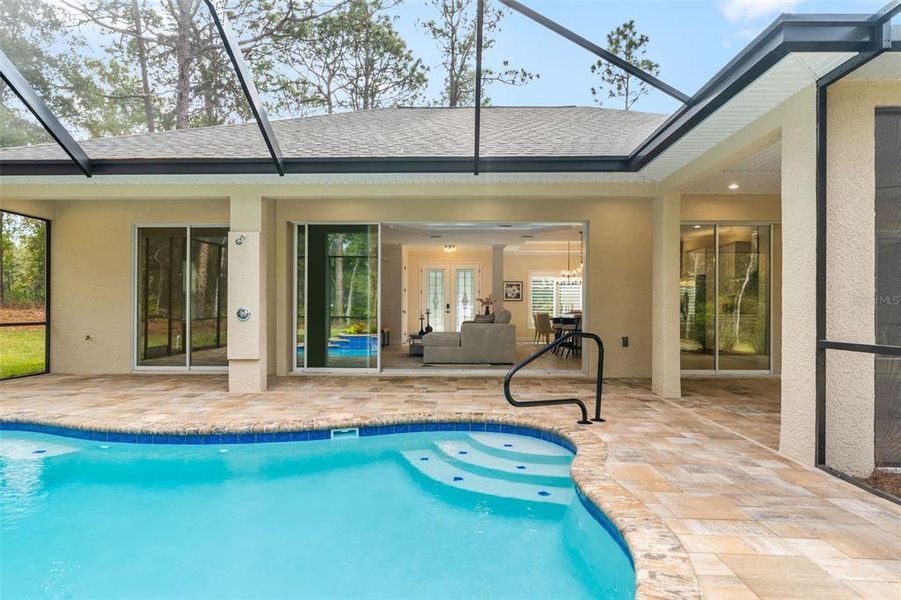 Exterior details and patio area of a home in , Beverly Hills (Image 36).