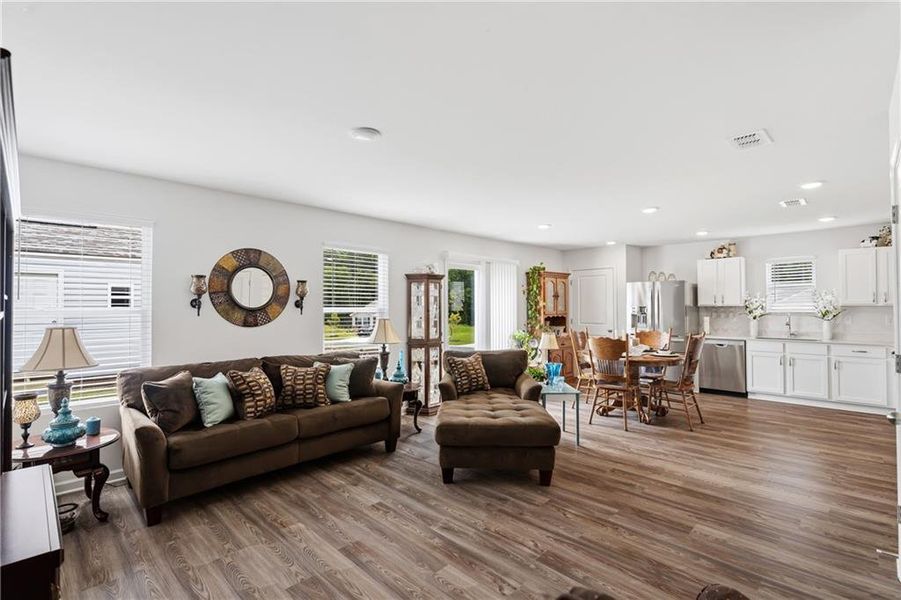 Furnished interior view inside a new home in Urban's Place, Chatsworth (Image 39).