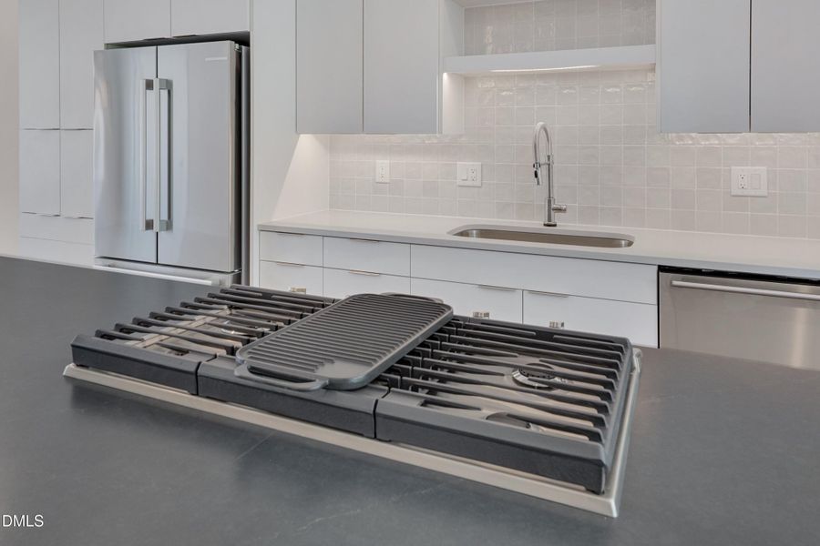 075-Terraces April -75 075-Terraces April -75