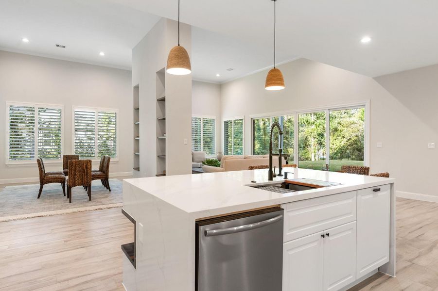 Furnished interior view inside a new home in , Tomball (Image 32). Furnished interior view inside a new home in , Tomball (Image 32).