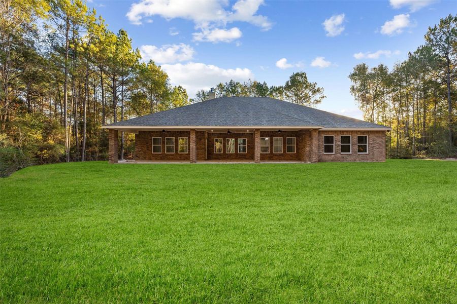 Exterior details and patio area of a home in , Huntsville (Image 31). Exterior details and patio area of a home in , Huntsville (Image 31).