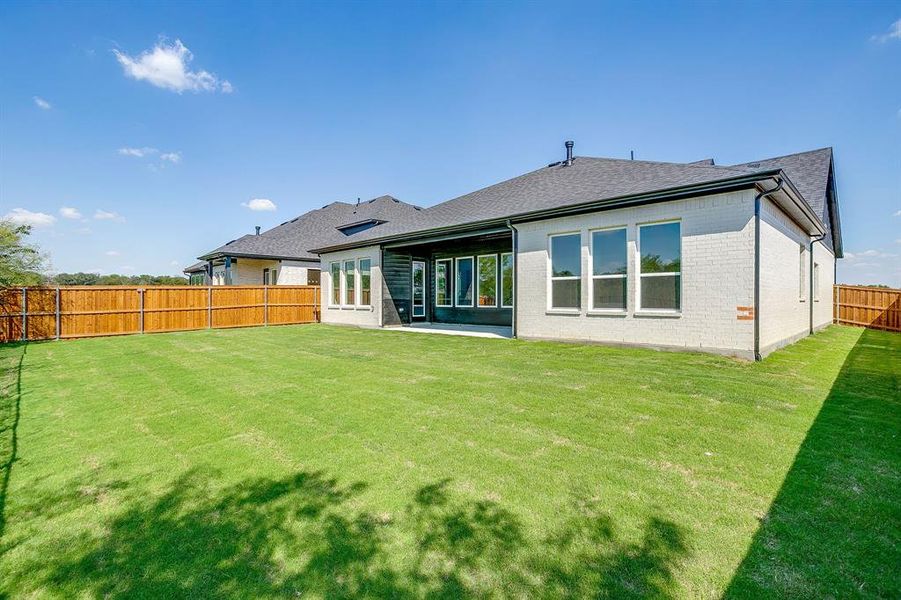 Exterior details and patio area of a home in Pecan Grove, Burleson (Image 3). Exterior details and patio area of a home in Pecan Grove, Burleson (Image 3).