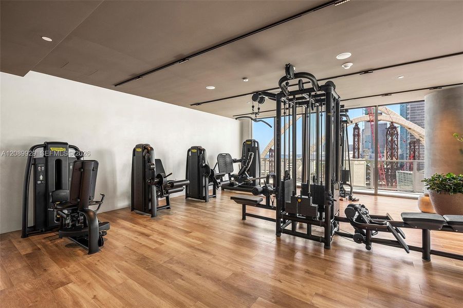 Community amenities in , Miami (Image 47).