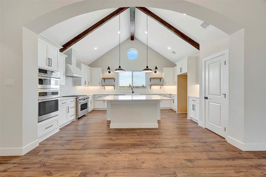 Furnished interior view inside a new home in Elevon, Lavon (Image 13).