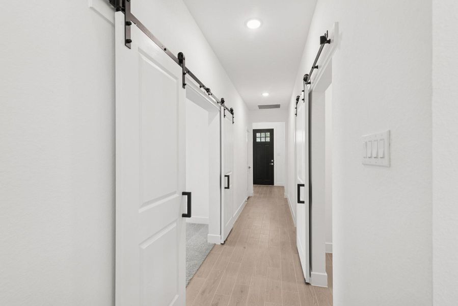 Spacious, unfurnished interior of a new home in Tarkington Timbers, Cleveland (Image 23). Spacious, unfurnished interior of a new home in Tarkington Timbers, Cleveland (Image 23).