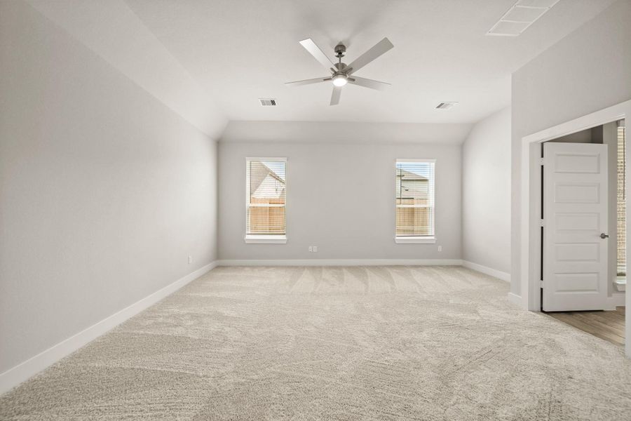 Spacious, unfurnished interior of a new home in Beacon Hill, Waller (Image 28). Spacious, unfurnished interior of a new home in Beacon Hill, Waller (Image 28).
