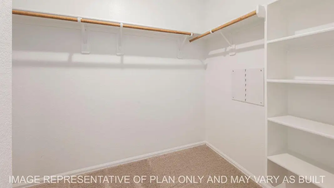 Spacious, unfurnished interior of a new home in Wilkins Valley, Brenham (Image 13).