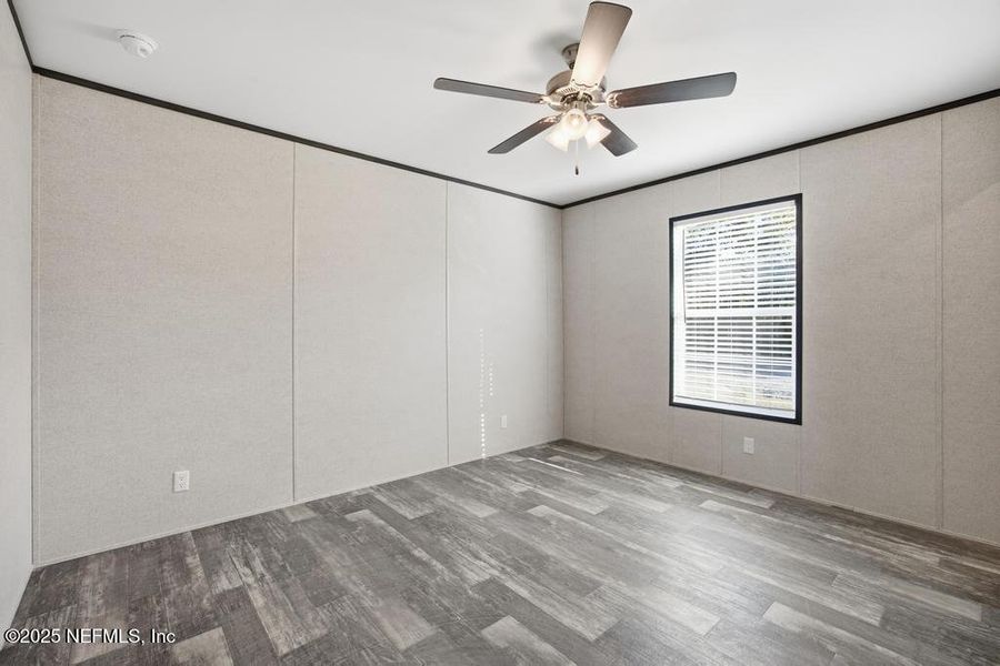 Spacious, unfurnished interior of a new home in , Interlachen (Image 21).