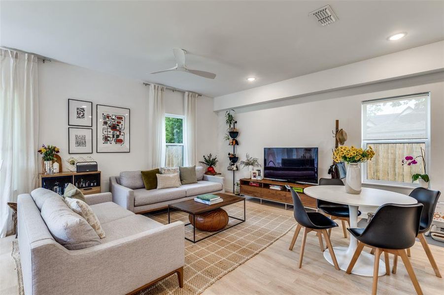 Furnished interior view inside a new home in , Greenville (Image 7).