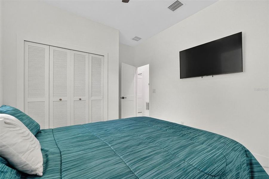 Furnished interior view inside a new home in , Thonotosassa (Image 12). Furnished interior view inside a new home in , Thonotosassa (Image 12).