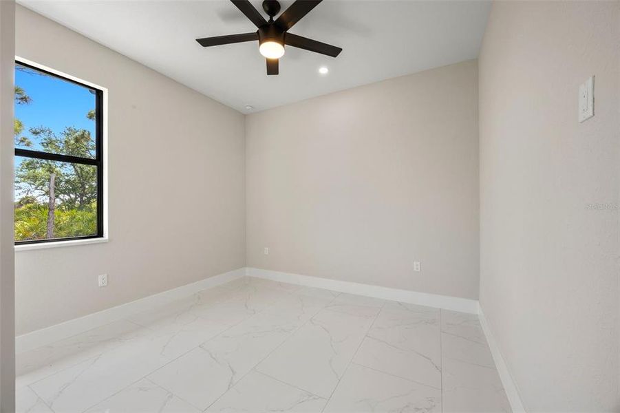 Spacious, unfurnished interior of a new home in , Placida (Image 29).