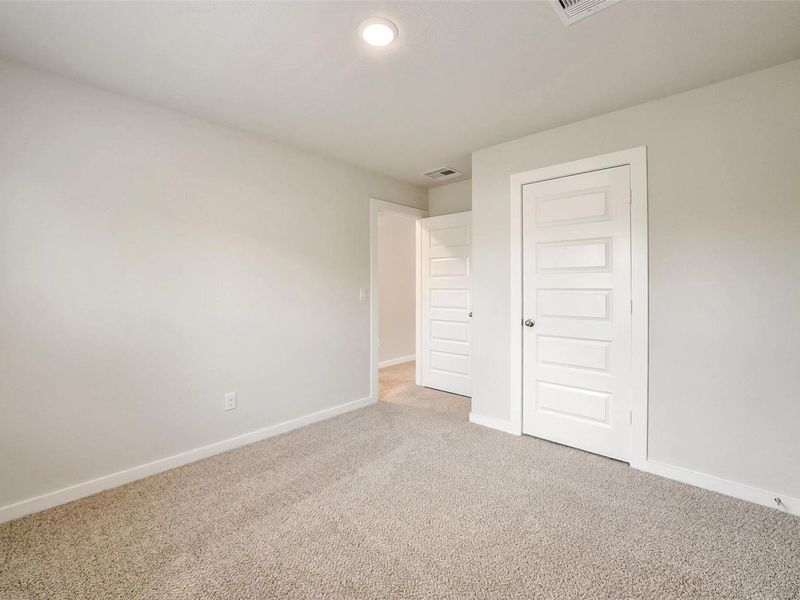 Spacious, unfurnished interior of a new home in Lakes at Black Oak, Magnolia (Image 34). Spacious, unfurnished interior of a new home in Lakes at Black Oak, Magnolia (Image 34).