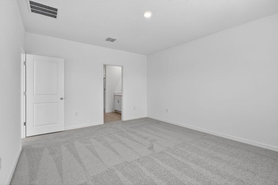 Spacious, unfurnished interior of a new home in Waterstone, Groveland (Image 23). Spacious, unfurnished interior of a new home in Waterstone, Groveland (Image 23).