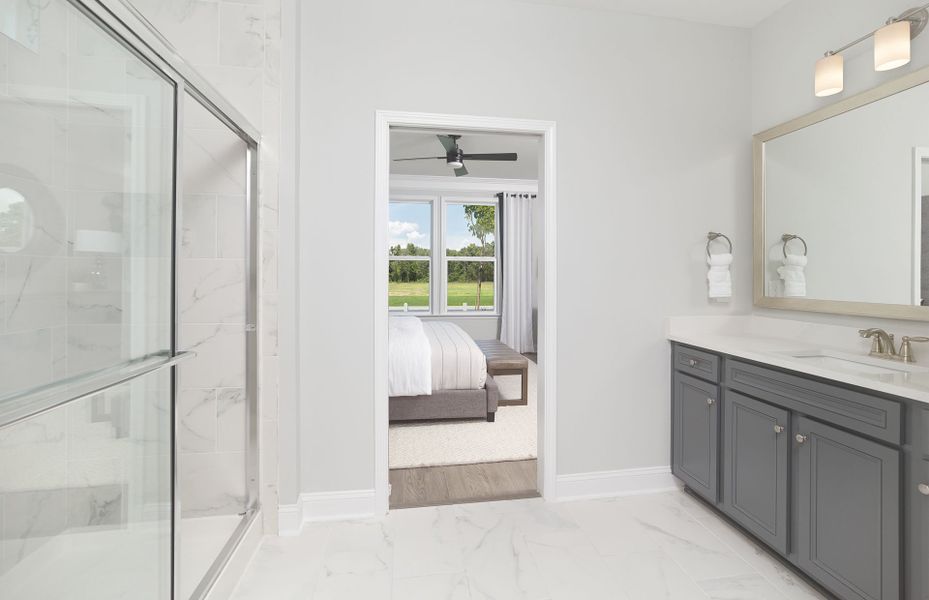 Furnished interior view inside a new home in Del Webb North Myrtle Beach, Myrtle Beach (Image 11).