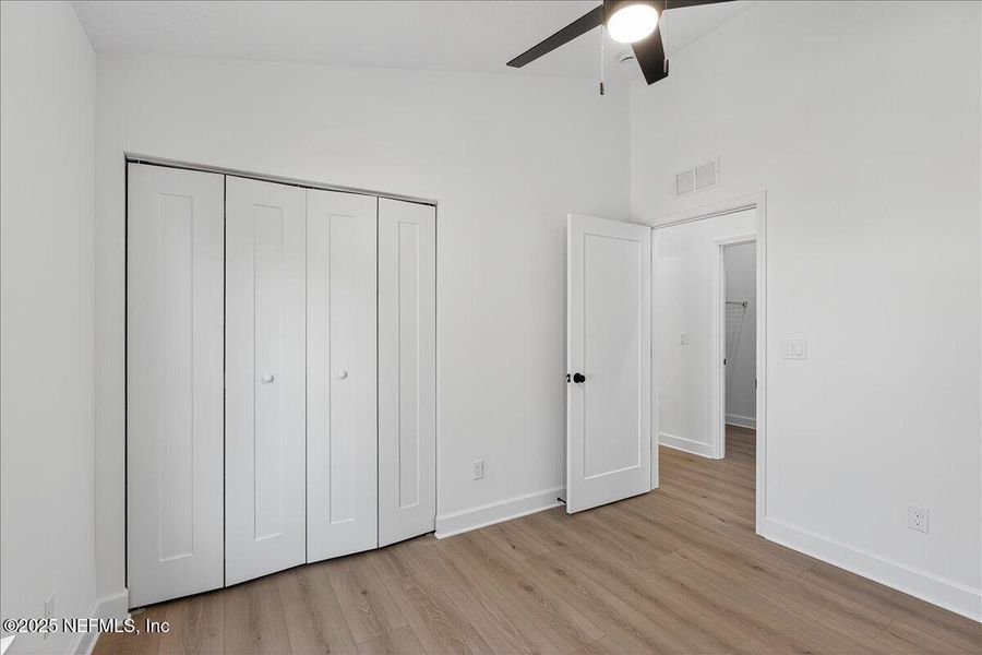 Spacious, unfurnished interior of a new home in , St. Augustine (Image 17).