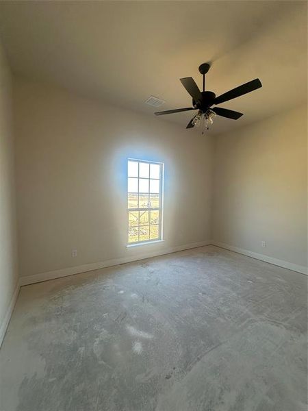 Spacious, unfurnished interior of a new home in , Paradise (Image 6).