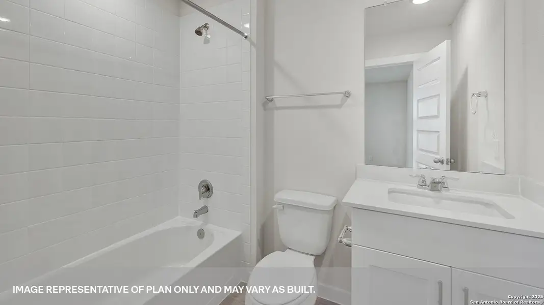 Furnished interior view inside a new home in Sonoma Oaks, Fredericksburg (Image 4). Furnished interior view inside a new home in Sonoma Oaks, Fredericksburg (Image 4).