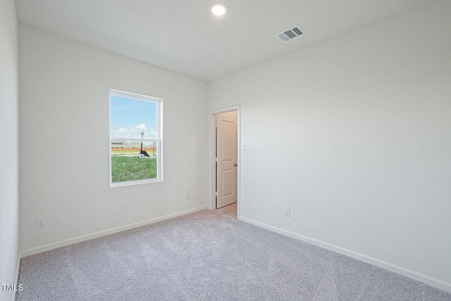 19-web-or-mls-Merced River Ln-S2806-015