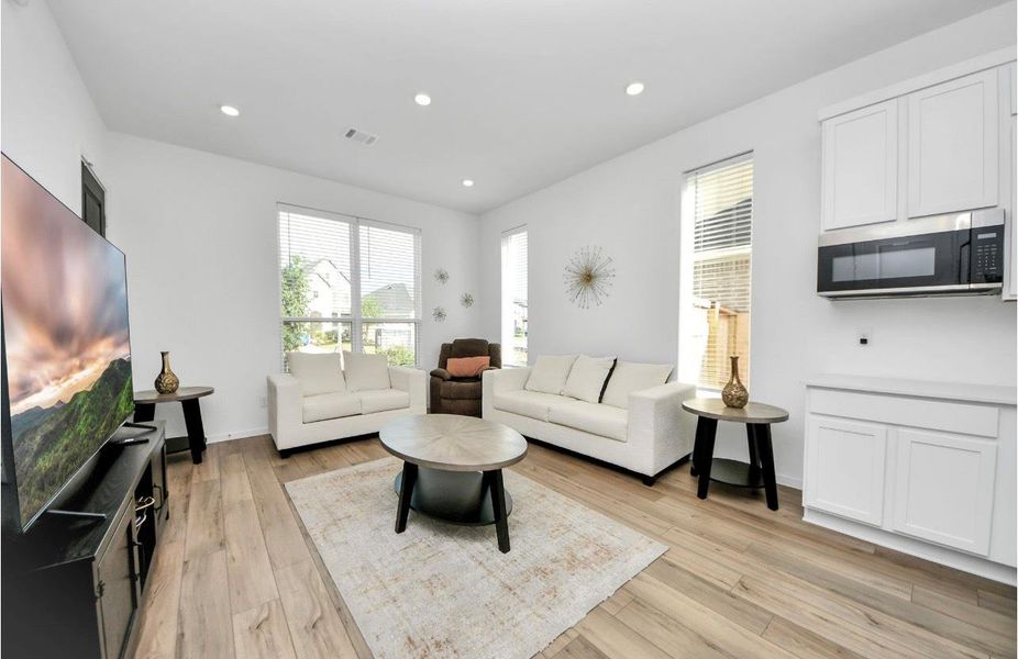 Furnished interior view inside a new home in Cross Creek West: Richmond Collection, Fulshear (Image 33).
