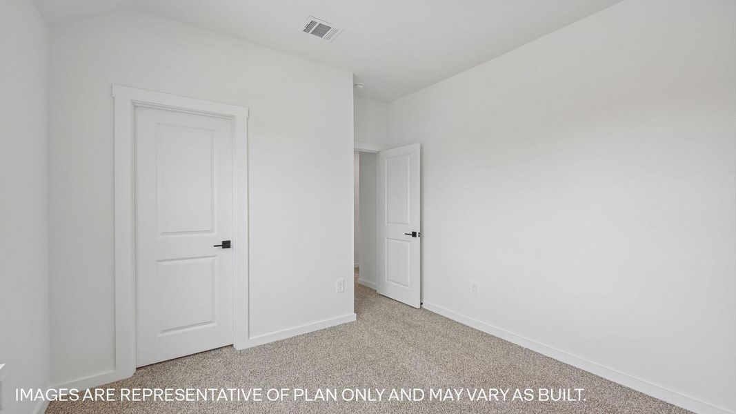 Representative unfurnished interior of a home built from the The Ingram by D.R. Horton in The Enclave at Bar W Ranch, Leander (Image 32).