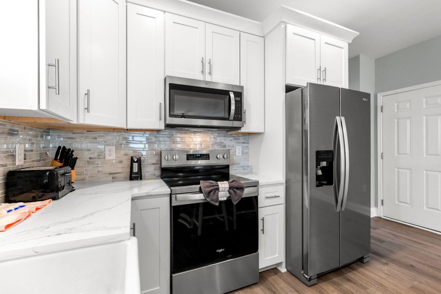 Furnished interior view inside a new home in , Surfside Beach (Image 12).