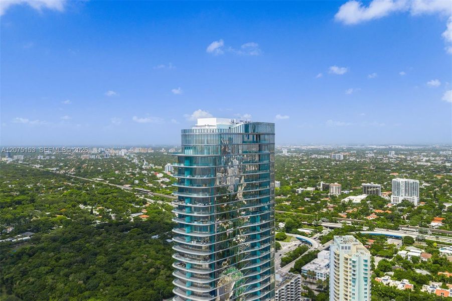 UNA Residences Brickell. One or more photos have been virtually staged. UNA Residences Brickell. One or more photos have been virtually staged.