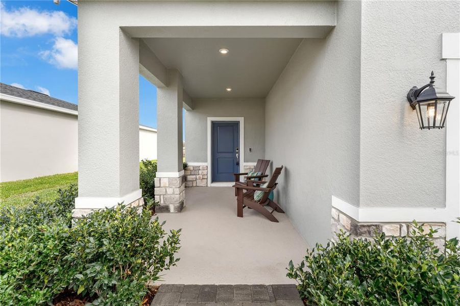 Exterior details and patio area of a home in Oakfield Trails, Parrish (Image 2). Exterior details and patio area of a home in Oakfield Trails, Parrish (Image 2).