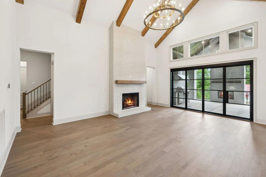 The Elmsley E Family Room