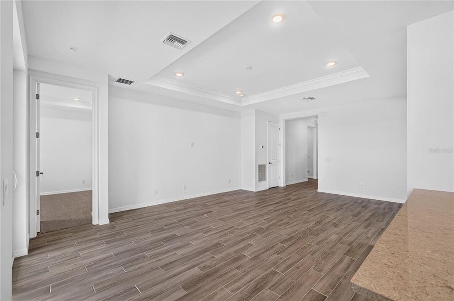 Spacious, unfurnished interior of a new home in The Sanctuary – Resort Collection, Punta Gorda (Image 14).