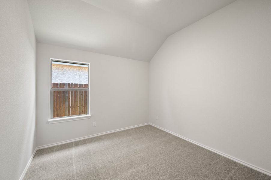 Spacious, unfurnished interior of a new home in Pirate Village, Granbury (Image 23).