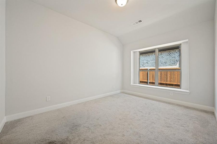 Spacious, unfurnished interior of a new home in Sandbrock Ranch, Aubrey (Image 19). Spacious, unfurnished interior of a new home in Sandbrock Ranch, Aubrey (Image 19).