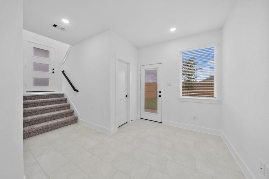 Spacious, unfurnished interior of a new home in Elyson 60's, Katy (Image 25). Spacious, unfurnished interior of a new home in Elyson 60's, Katy (Image 25).