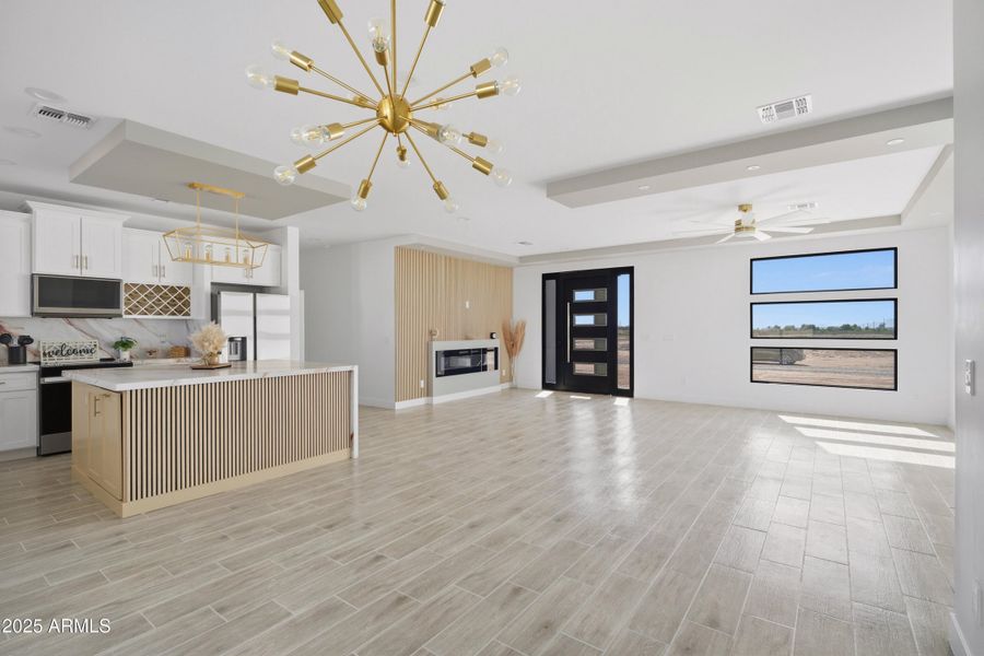 Jonathan L. - Cream Home RAWs-14