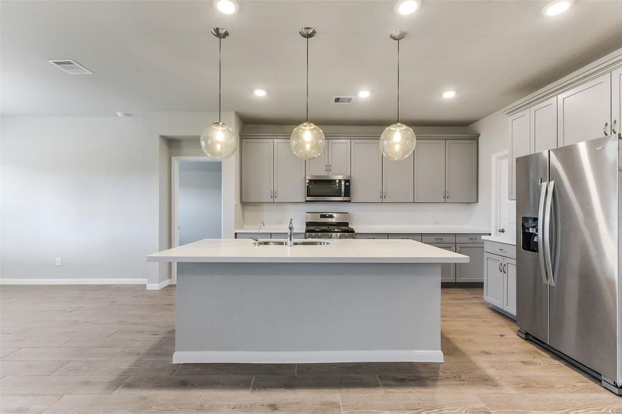 Furnished interior view inside a new home in Sunrise Cove, Texas City (Image 13).