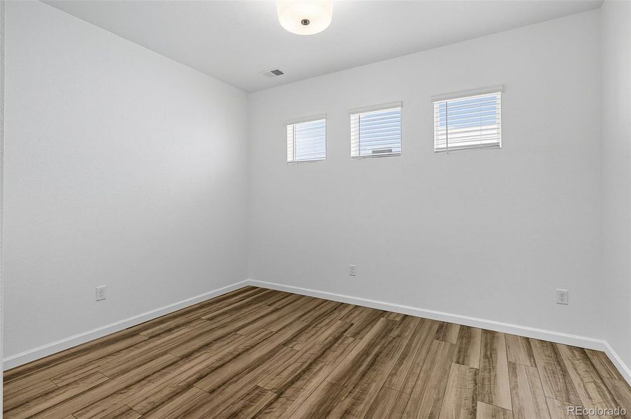 16478 W 92nd Place ~ Ready Now