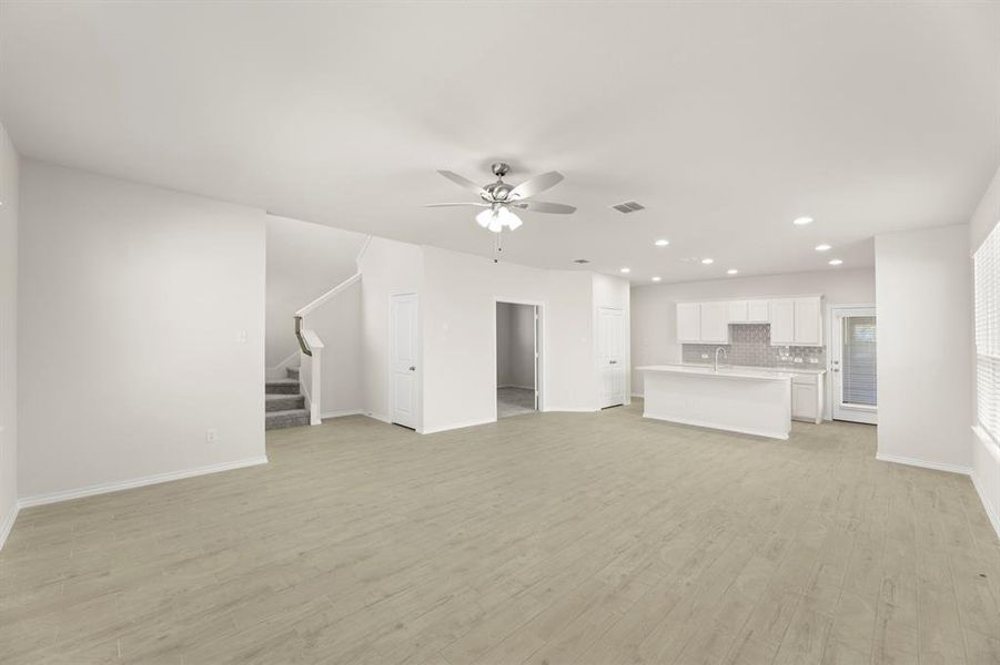 05. 3723 Jade - Family (2)