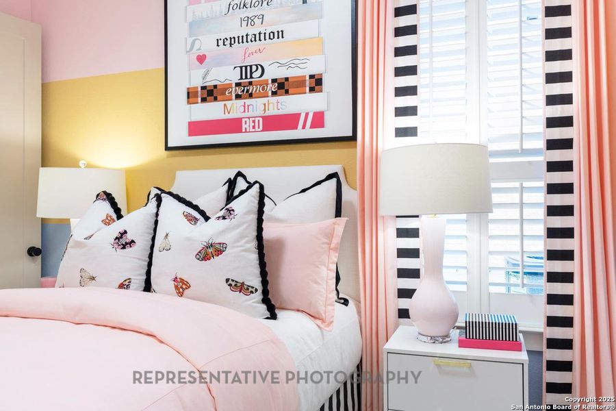 Furnished interior view inside a new home in The Ranches at Creekside, Boerne (Image 16). Furnished interior view inside a new home in The Ranches at Creekside, Boerne (Image 16).