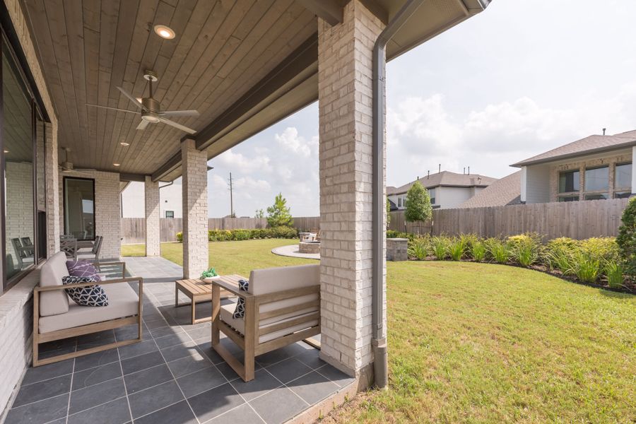 Representative exterior details of a home built from the Bogata by Tri Pointe Homes in Harvest Green, Richmond (Image 30).