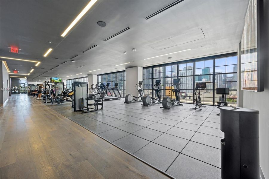 Community amenities in Gale Hotel & Residences Miami (former Natiivo), Miami (Image 24).