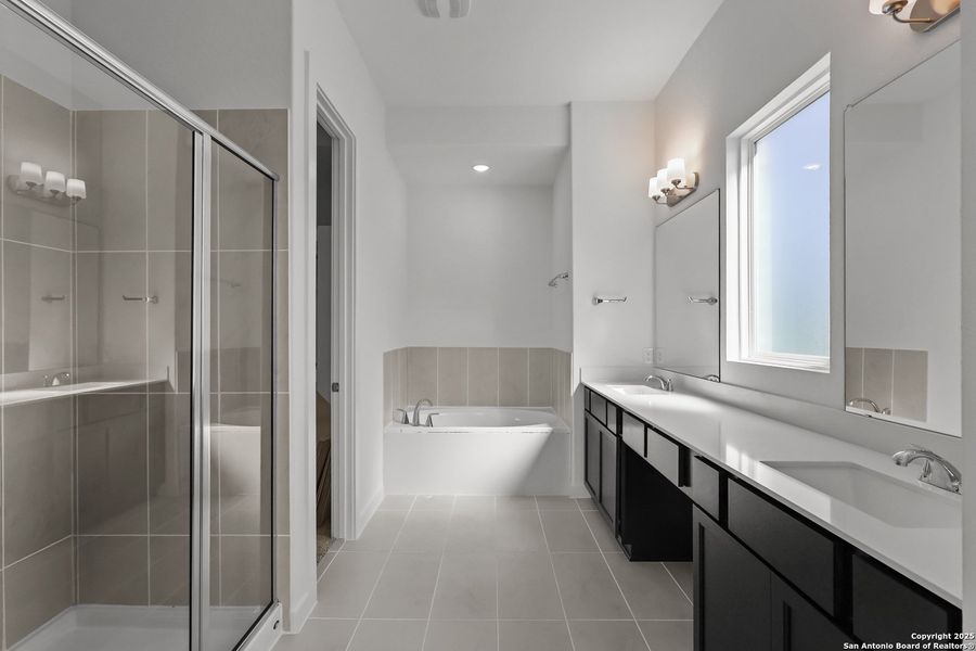 Furnished interior view inside a new home in Stillwater Ranch, San Antonio (Image 11). Furnished interior view inside a new home in Stillwater Ranch, San Antonio (Image 11).