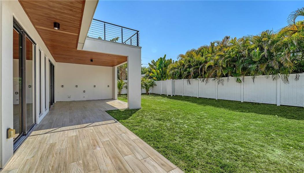 Exterior details and patio area of a home in , Sarasota (Image 30).