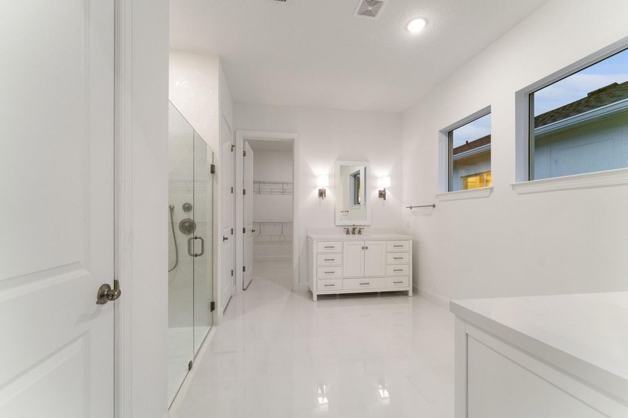 Image 43 of a home in . Image 43 of a home in .