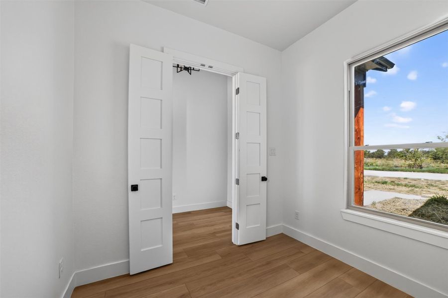 Spacious, unfurnished interior of a new home in , Lone Oak (Image 20). Spacious, unfurnished interior of a new home in , Lone Oak (Image 20).