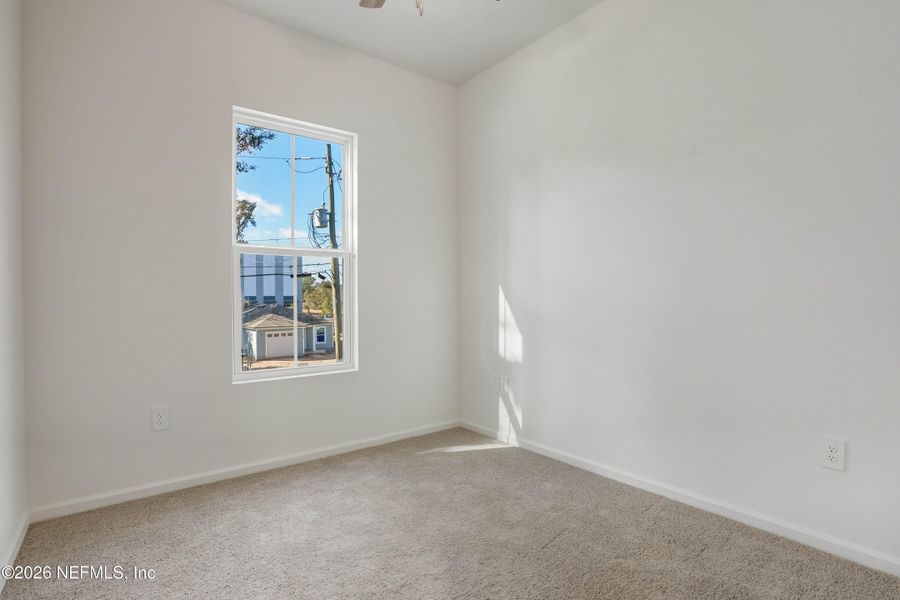 Spacious, unfurnished interior of a new home in , Jacksonville (Image 11).