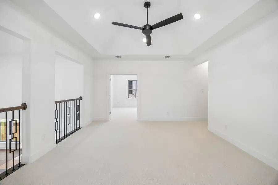 Spacious, unfurnished interior of a new home in The Parks at Wilson Creek, Celina (Image 55). Spacious, unfurnished interior of a new home in The Parks at Wilson Creek, Celina (Image 55).