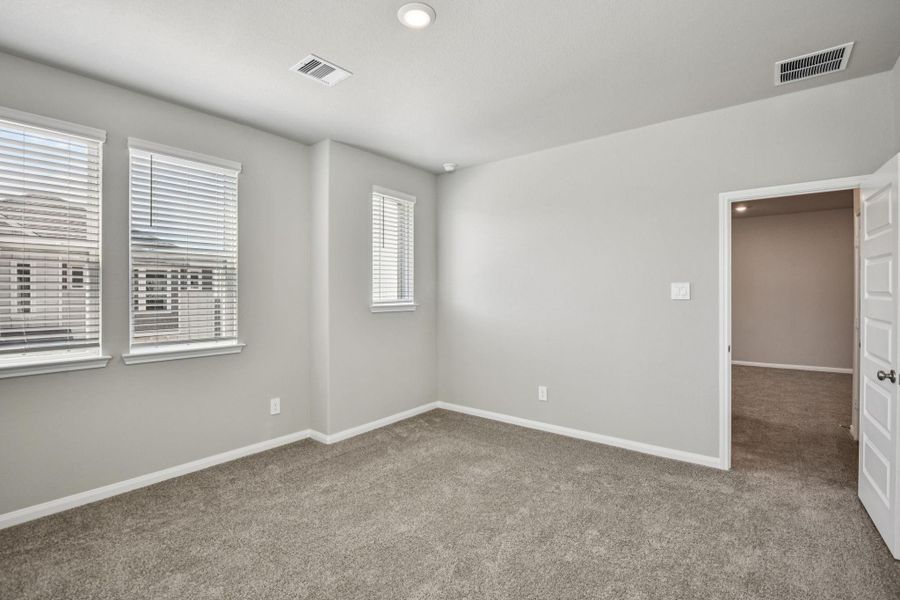 Spacious, unfurnished interior of a new home in Spring Brook Village - Luxe Series, Houston (Image 39).